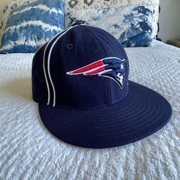 Patriots NFL baseball style cap by Rebook size 7 - Picture 4 of 7